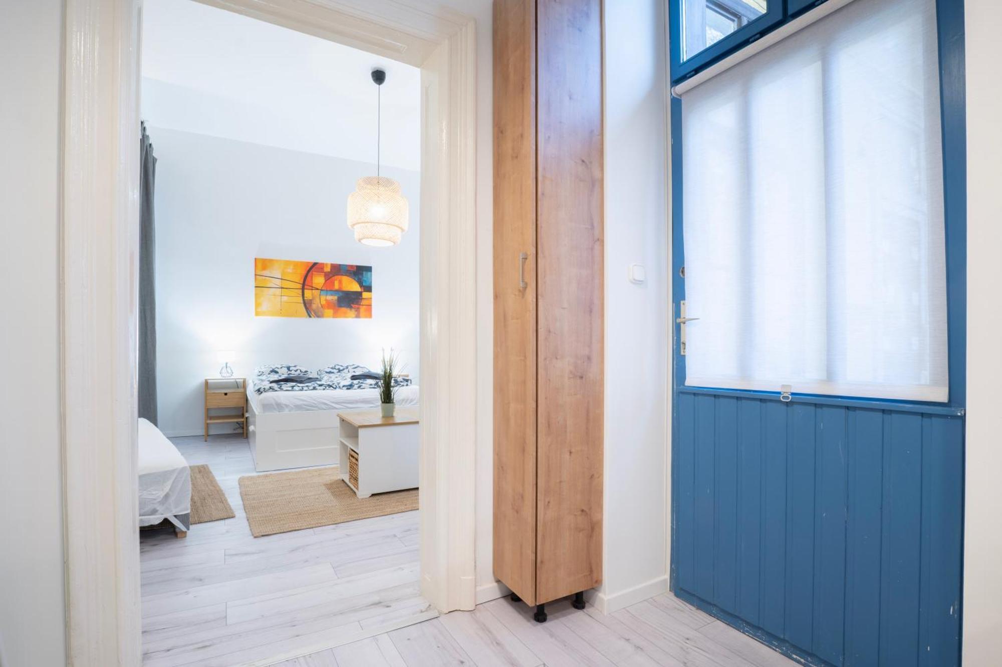 Studio In The Heart Of Party District Ka28 부다페스트 외부 사진
